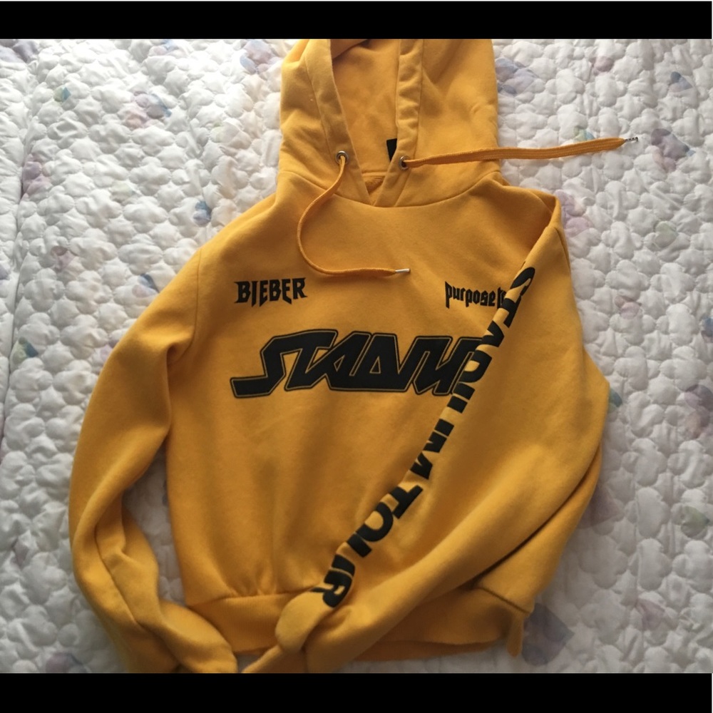 Justin Bieber crop hoodie